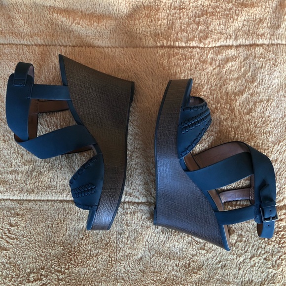 Indigo Road | Shoes | Indigo Rd Kash Dark Blue Wedge Sandal Size 95 | Poshmark